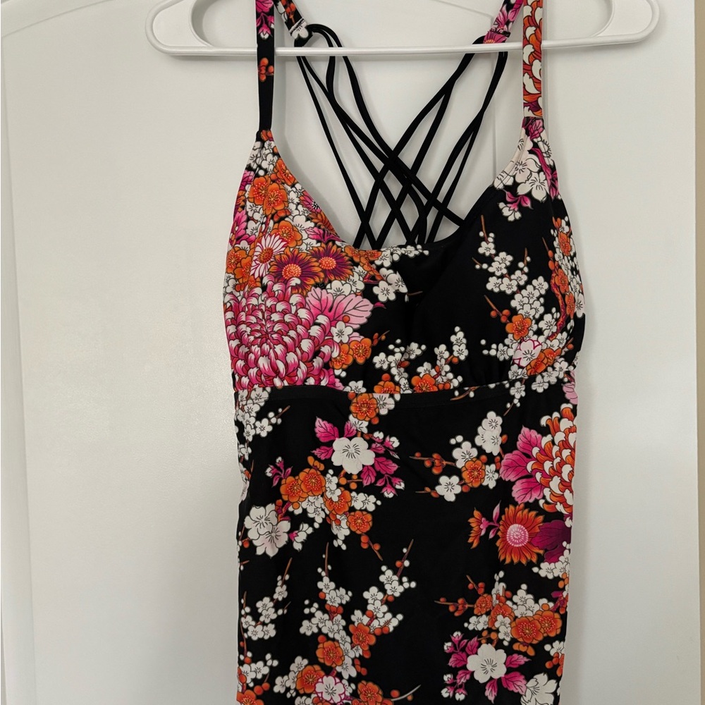 Floral Purple and Blue Spaghetti Strap Tankini Tops - Picture 3 of 10